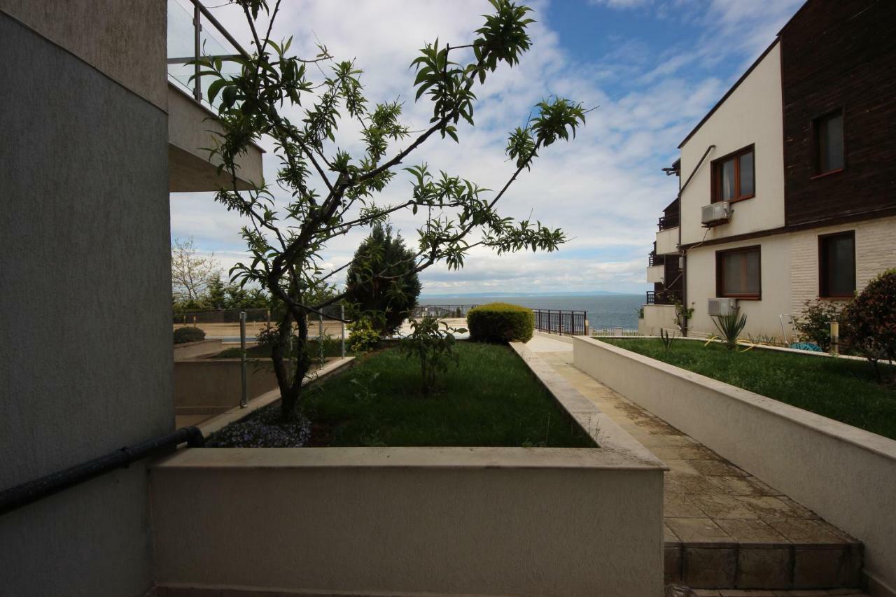 Menada Apolon Apartments Sozopol Exterior photo