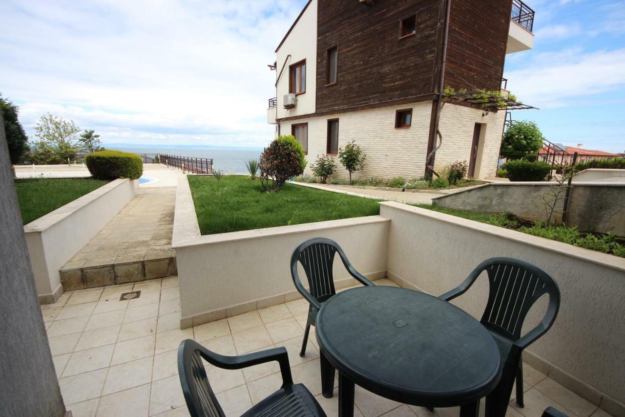 Menada Apolon Apartments Sozopol Exterior photo